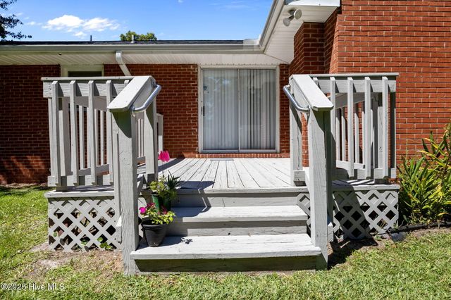 4083 Pitt Street, Ayden, NC 28513