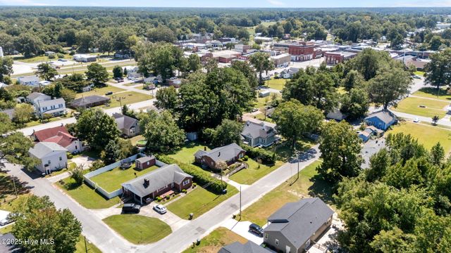 4083 Pitt Street, Ayden, NC 28513