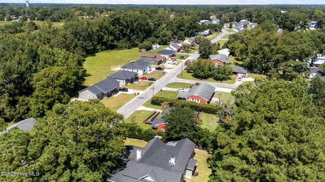 4083 Pitt Street, Ayden, NC 28513