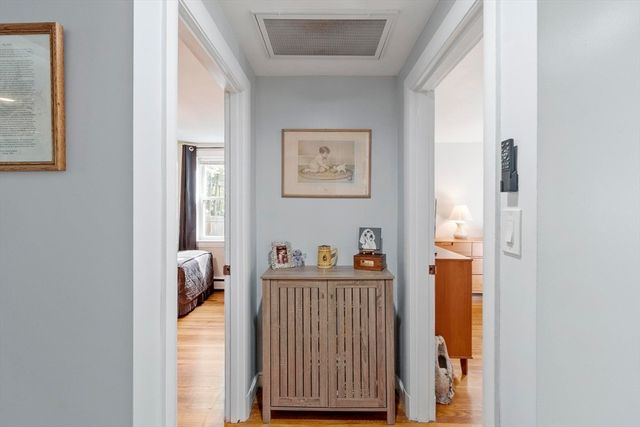 15 Suncrest Ave, Wilmington, MA 01887