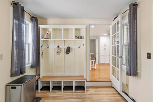 15 Suncrest Ave, Wilmington, MA 01887