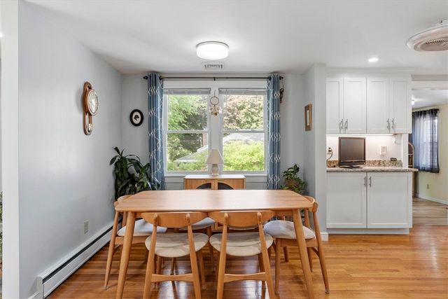 15 Suncrest Ave, Wilmington, MA 01887