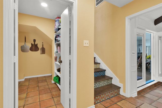 7605 Willowood Court, Fort Worth, TX 76112