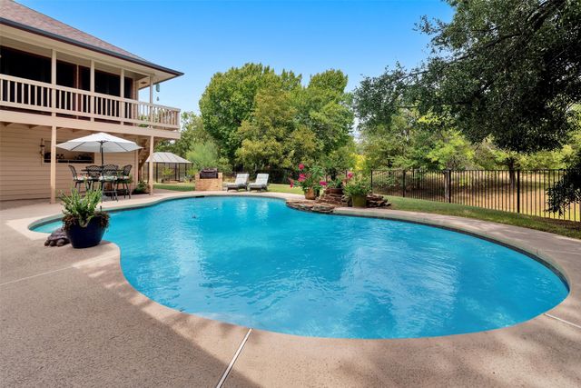 7605 Willowood Court, Fort Worth, TX 76112
