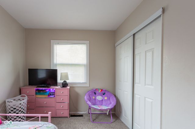 2738 W 18th Street, Anderson, IN 46011