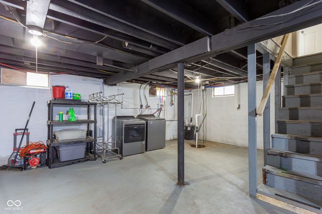 2738 W 18th Street, Anderson, IN 46011