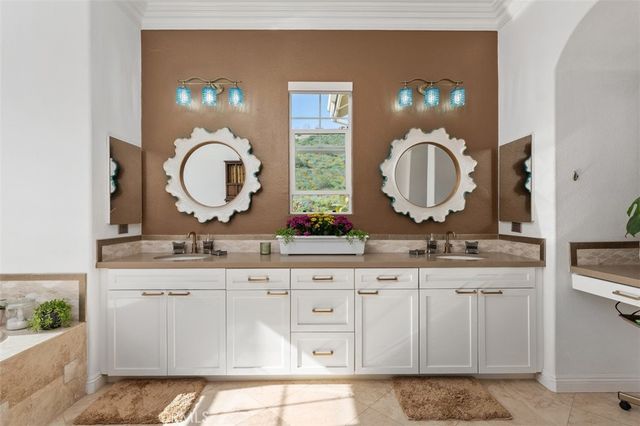 3246 Sitio Avellana, Carlsbad, CA 92009