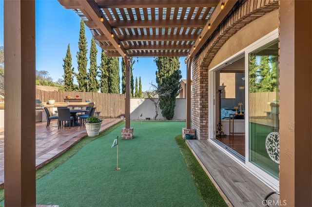 3246 Sitio Avellana, Carlsbad, CA 92009