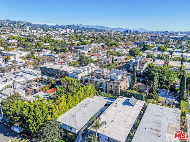 1040 N Genesee Avenue, West Hollywood, CA 90046