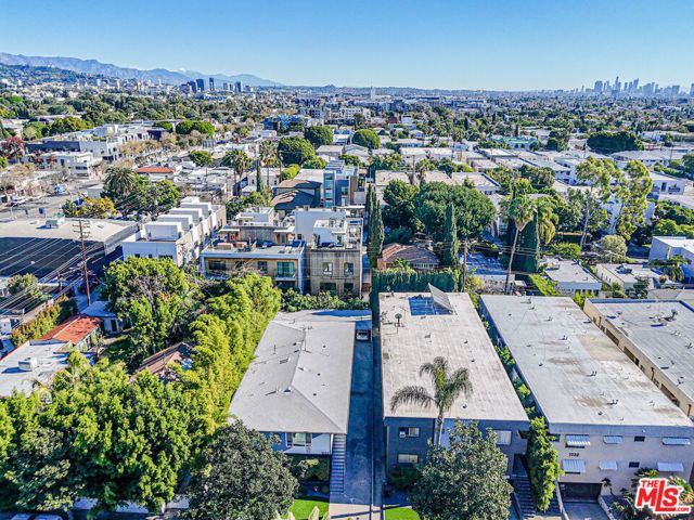 1040 N Genesee Avenue, West Hollywood, CA 90046
