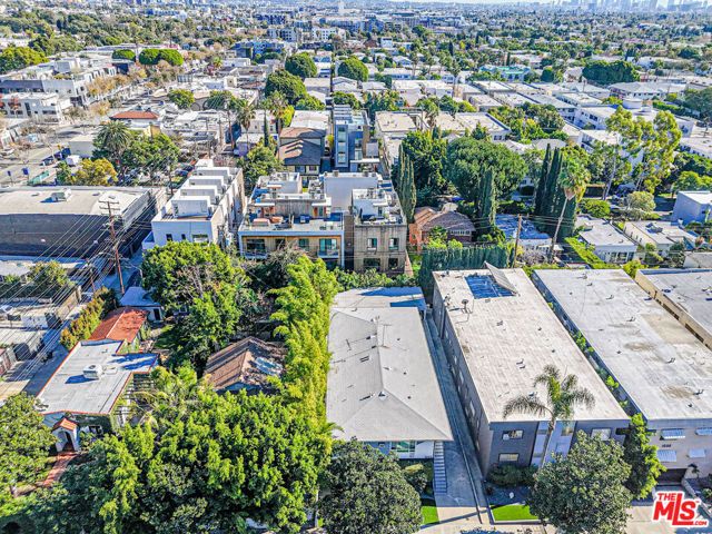1040 N Genesee Avenue, West Hollywood, CA 90046