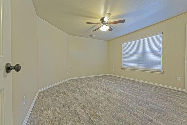 4413 Boardwalk Avenue, Moore, OK 73160