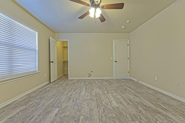 4413 Boardwalk Avenue, Moore, OK 73160