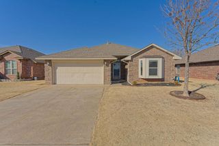 4413 Boardwalk Avenue, Moore, OK 73160