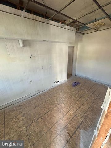 6200 DICKENS AVE, Philadelphia, PA 19142