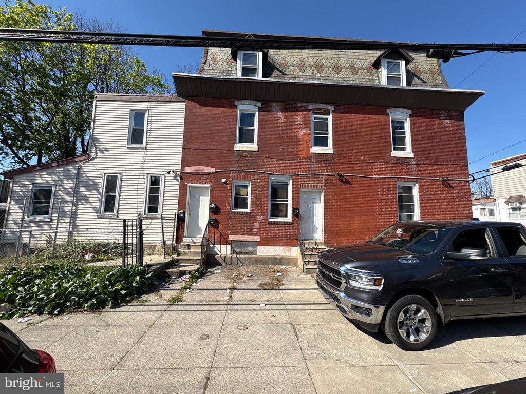6200 DICKENS AVE, Philadelphia, PA 19142