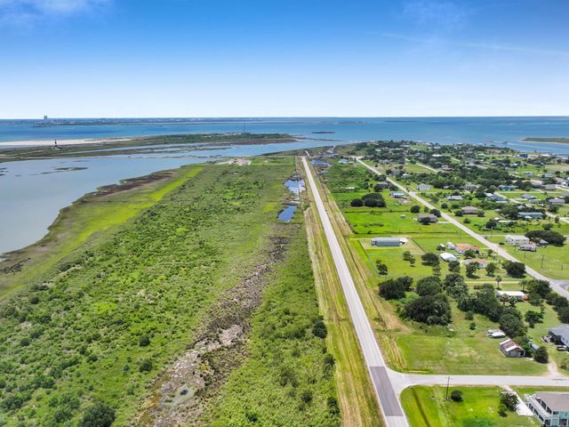 1326 Broadway, Port Bolivar, TX 77650