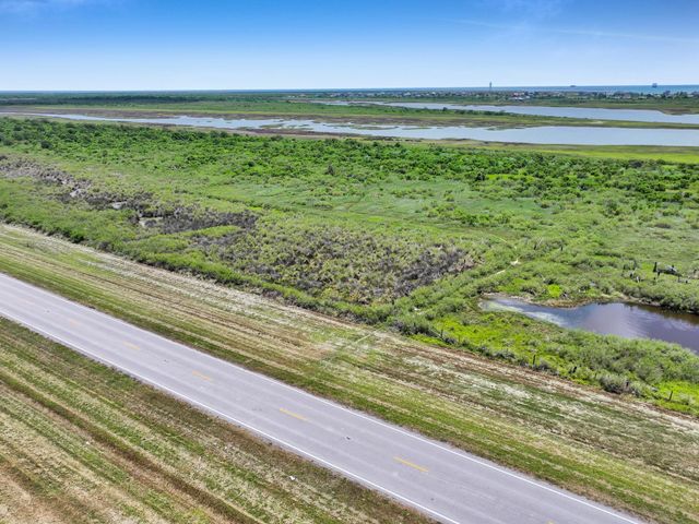 1326 Broadway, Port Bolivar, TX 77650