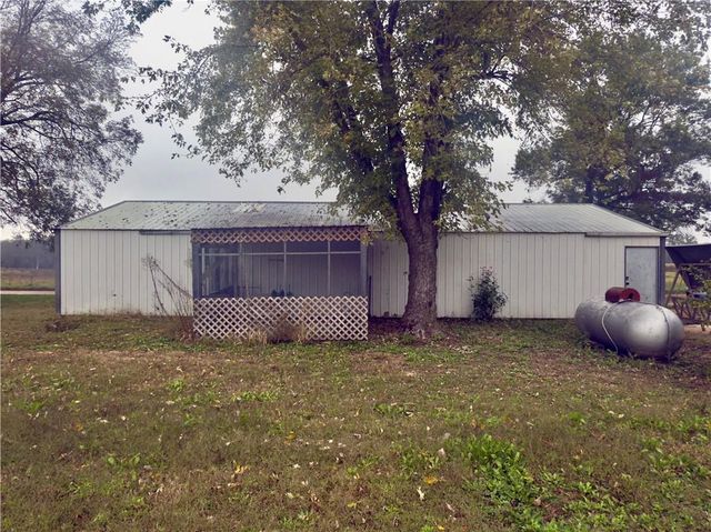 16020 S 1200th Road, Nevada, MO 64772