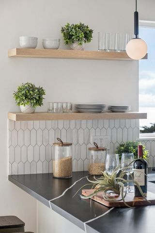 170 Beachview Avenue, Pacifica, CA 94044