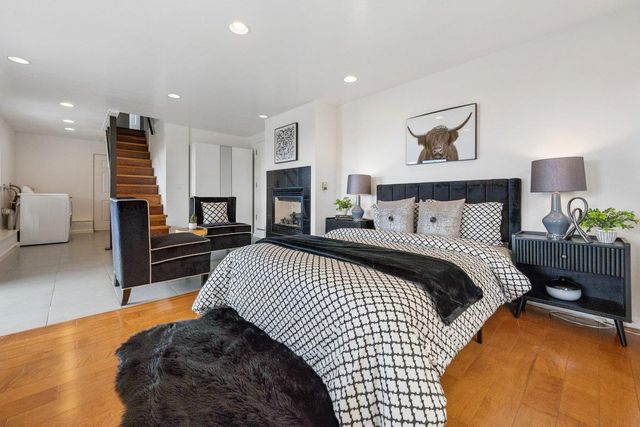 170 Beachview Avenue, Pacifica, CA 94044