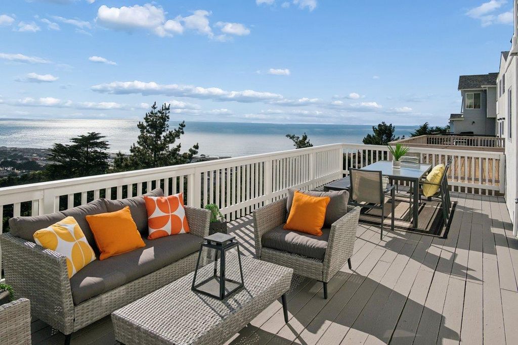 170 Beachview Avenue, Pacifica, CA 94044