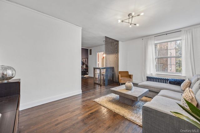 5525 31st Avenue 3L, Woodside, NY 11377