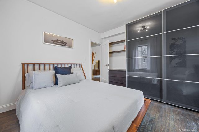 5525 31st Avenue 3L, Woodside, NY 11377