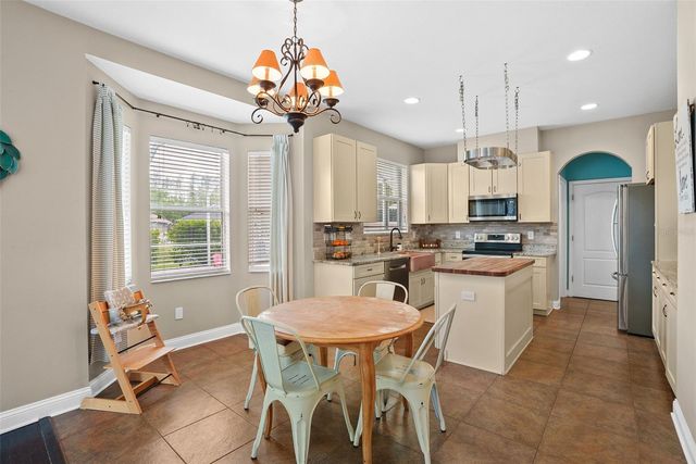 7104 MOSS LEDGE RUN, Land O Lakes, FL 34637