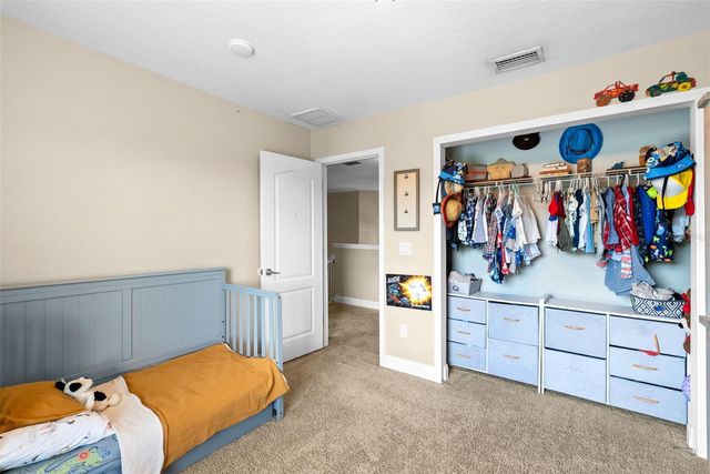 7104 MOSS LEDGE RUN, Land O Lakes, FL 34637