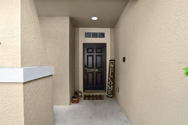 7104 MOSS LEDGE RUN, Land O Lakes, FL 34637
