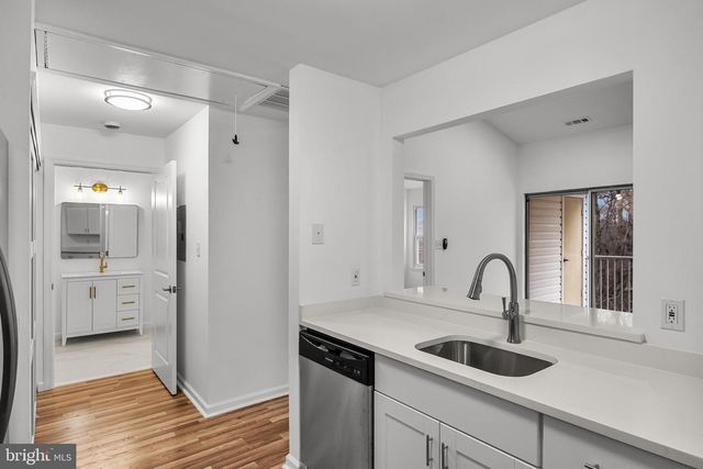 336 WALDEN, Robbinsville, NJ 08691