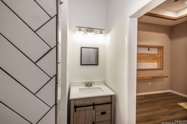 304 E 9th, Nordheim, TX 78141