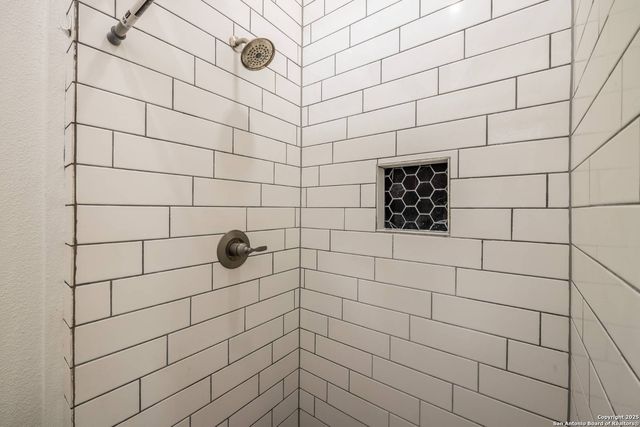 304 E 9th, Nordheim, TX 78141