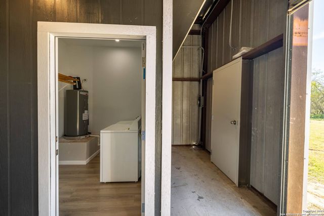 304 E 9th, Nordheim, TX 78141