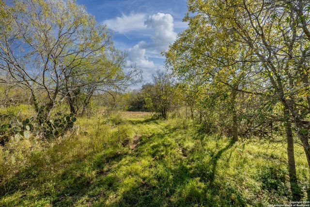 304 E 9th, Nordheim, TX 78141