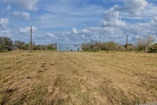 304 E 9th, Nordheim, TX 78141