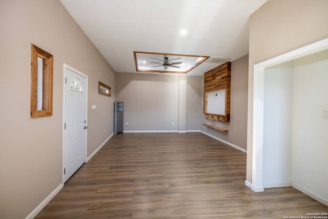 304 E 9th, Nordheim, TX 78141