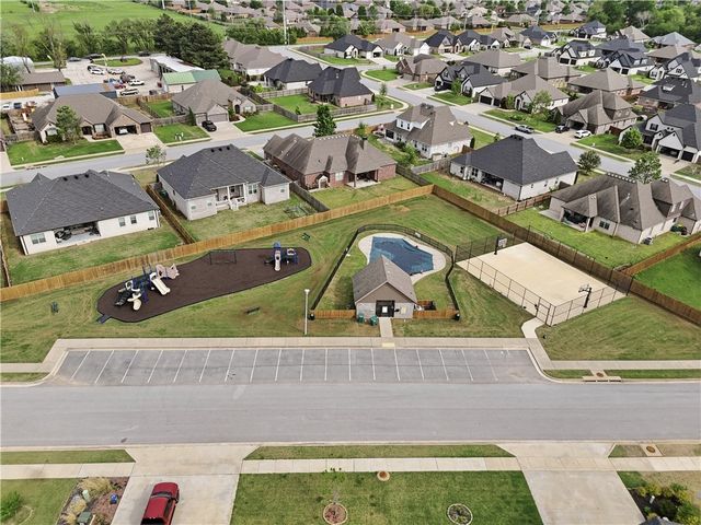 1741 Grace Place, Bentonville, AR 72713