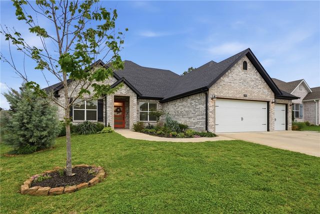 1741 Grace Place, Bentonville, AR 72713