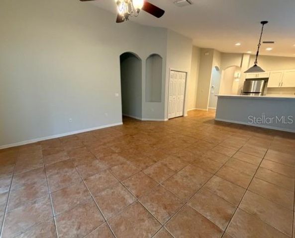 19143 DOVE CREEK DRIVE, Tampa, FL 33647