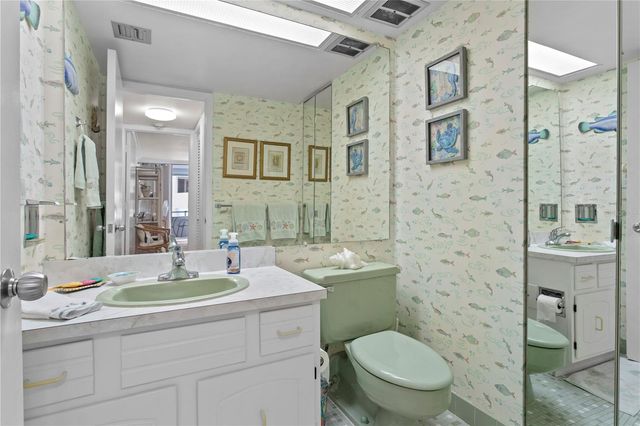 17920 GULF BOULEVARD 1102, Redington Shores, FL 33708