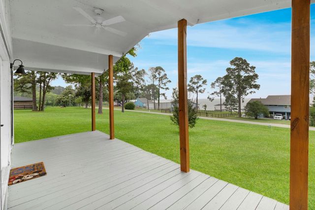 110 Lakeview Shores Drive, Coldspring, TX 77331