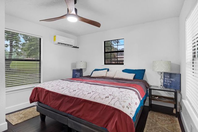 110 Lakeview Shores Drive, Coldspring, TX 77331