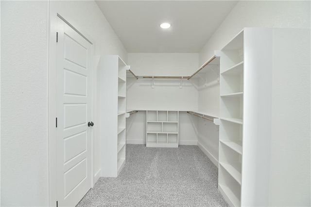 5906 McCormick Drive, Shawnee, KS 66226