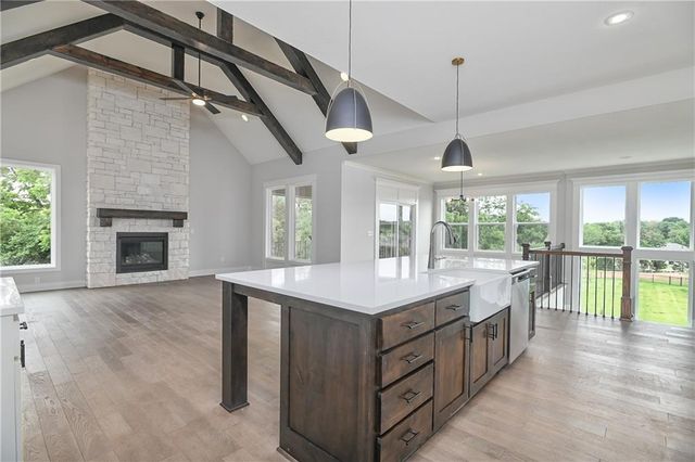 5906 McCormick Drive, Shawnee, KS 66226