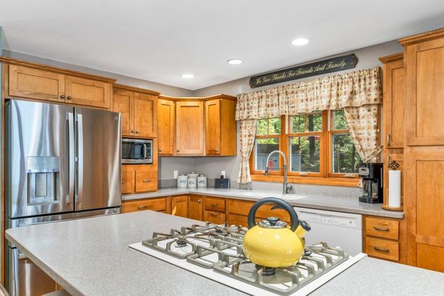 21 Cedergren Road, New Durham, NH 03855