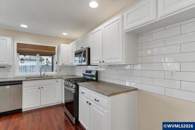 7792 St. Charles St NE, Keizer, OR 97303