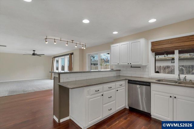 7792 St. Charles St NE, Keizer, OR 97303