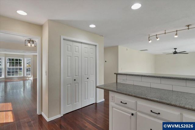 7792 St. Charles St NE, Keizer, OR 97303